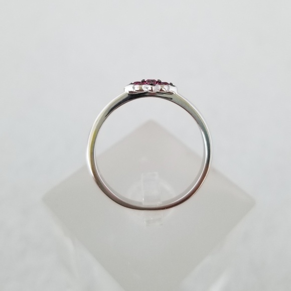 2X HOST PICK!!! 🌹 Delicate Little Ruby Ring - Picture 4 of 8